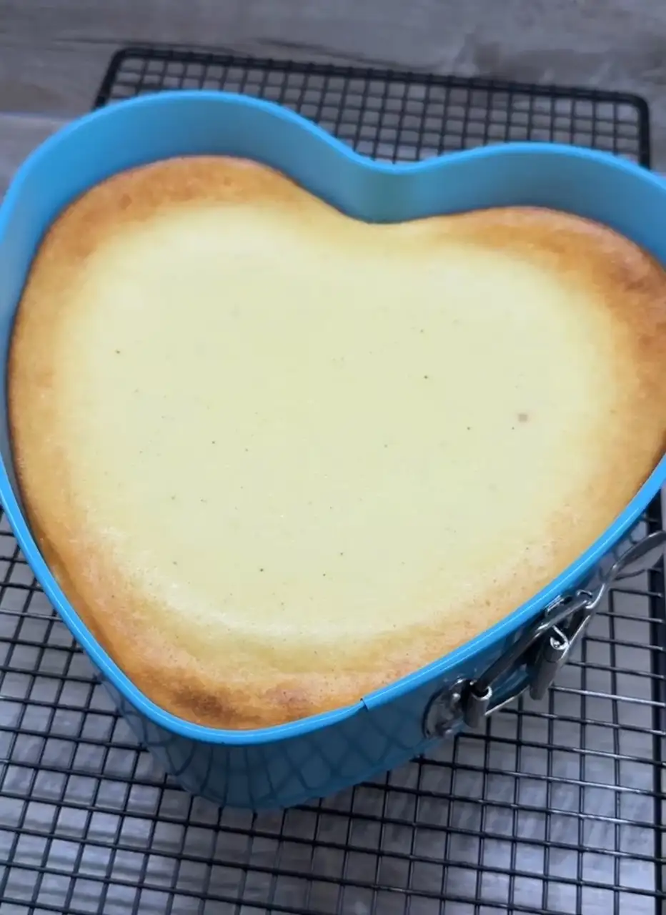 Käsekuchen aus der Herz-Springform von Pampered Chef