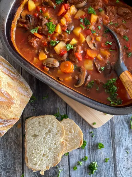 Gulasch aus dem Backofen