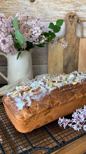 Apfel-Zimtschnecken-Rührkuchen