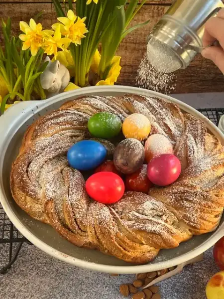 Saftiger Mandelkranz