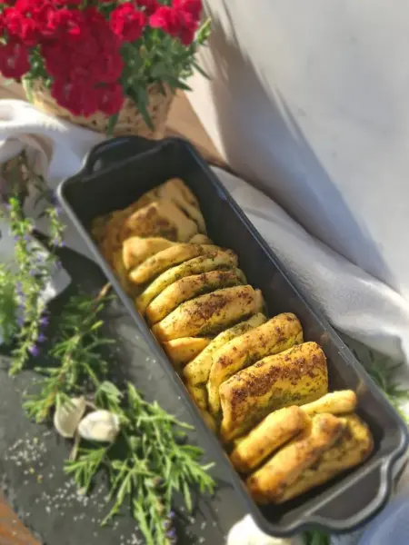 Kräuterfaltenbrot